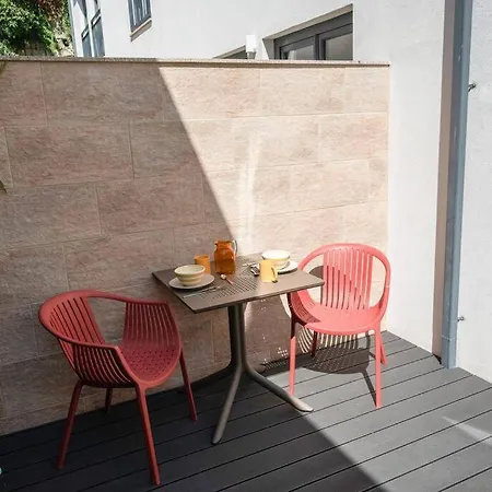 Apartament Patio De Flores *